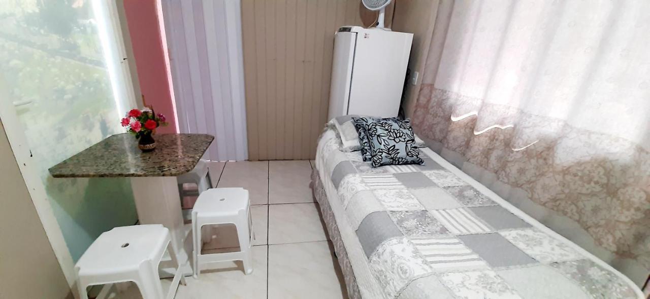 Kitnet K1 Em Torres-Rs - Na Mais Bela Praia Gaucha - Cozinha - Banheiro - Ar Condicionado - Smart Tv 32' - Wi-Fi - Anfitria Superhost No Bnb Dış mekan fotoğraf