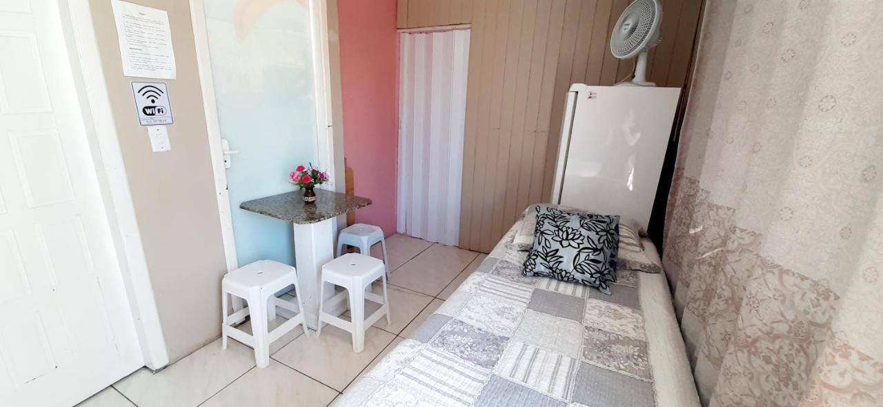 Kitnet K1 Em Torres-Rs - Na Mais Bela Praia Gaucha - Cozinha - Banheiro - Ar Condicionado - Smart Tv 32' - Wi-Fi - Anfitria Superhost No Bnb Dış mekan fotoğraf
